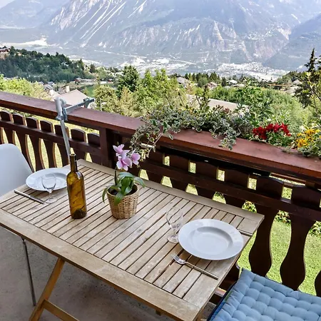 Charmant Studio Avec Superbe Vue Et Balcon *